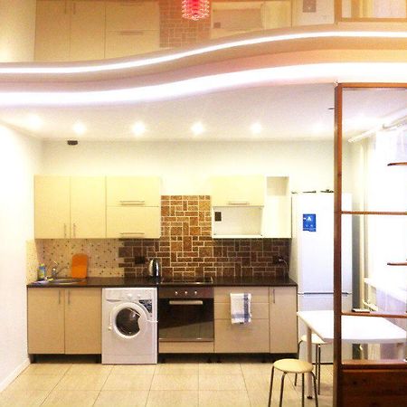 Apartamenty Na Radujny 1 Berdsk Dış mekan fotoğraf